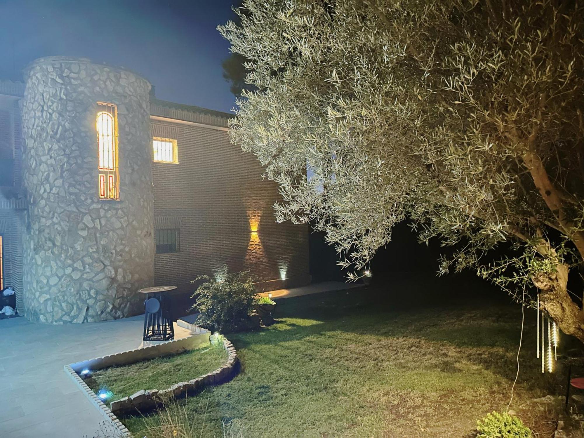 Ferienwohnung Tree House Boadilla del Monte Exterior foto