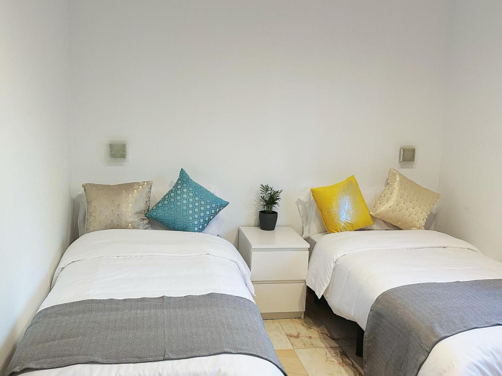Ferienwohnung Tree House Boadilla del Monte Exterior foto