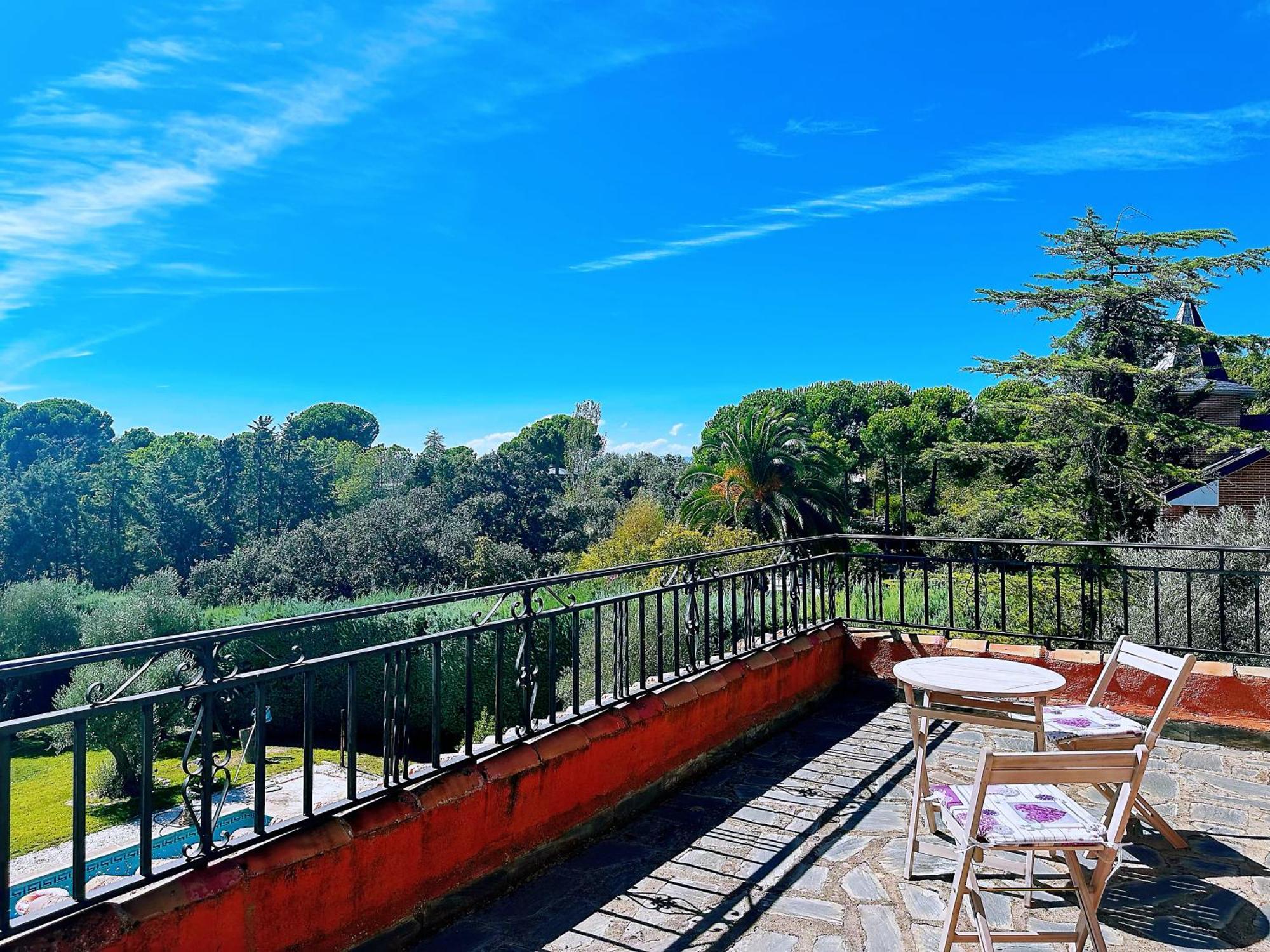 Ferienwohnung Tree House Boadilla del Monte Exterior foto